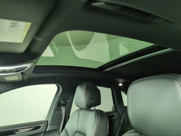 2025 Porsche Macan Macan