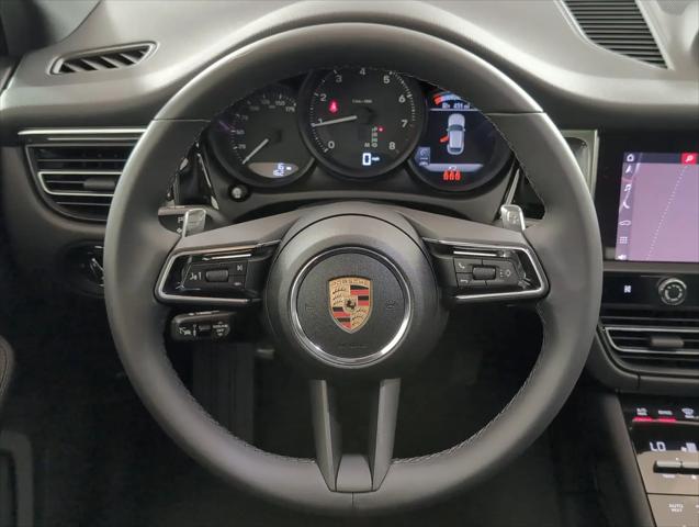 2025 Porsche Macan Macan