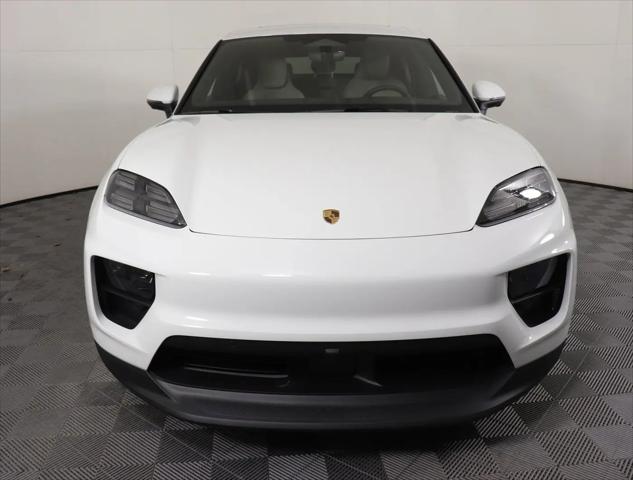 2025 Porsche Macan Electric 4S