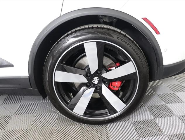 2025 Porsche Macan Electric 4S