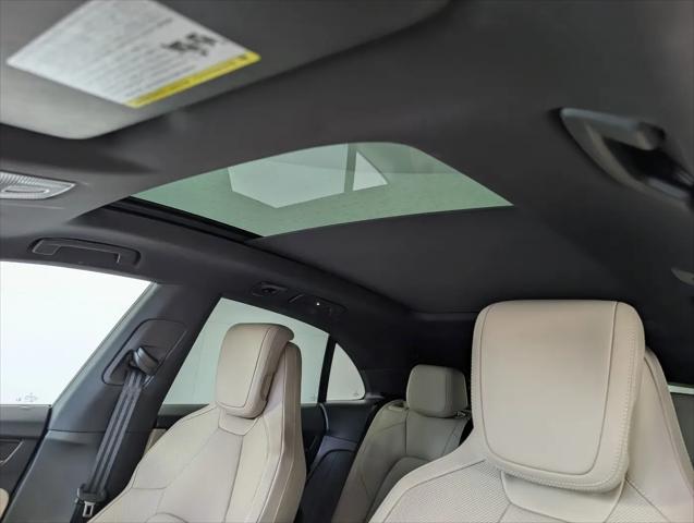 2025 Porsche Macan Electric 4S