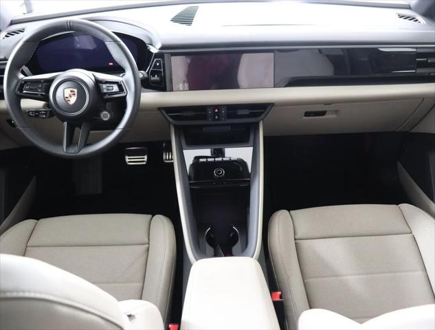 2025 Porsche Macan Electric 4S