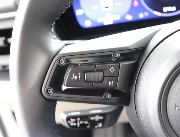 2025 Porsche Macan Electric 4S