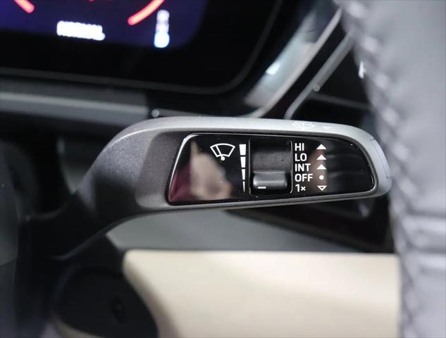 2025 Porsche Macan Electric 4S