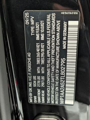 2026 Porsche Macan Macan