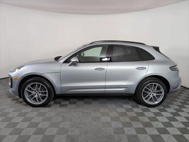 2025 Porsche Macan Macan