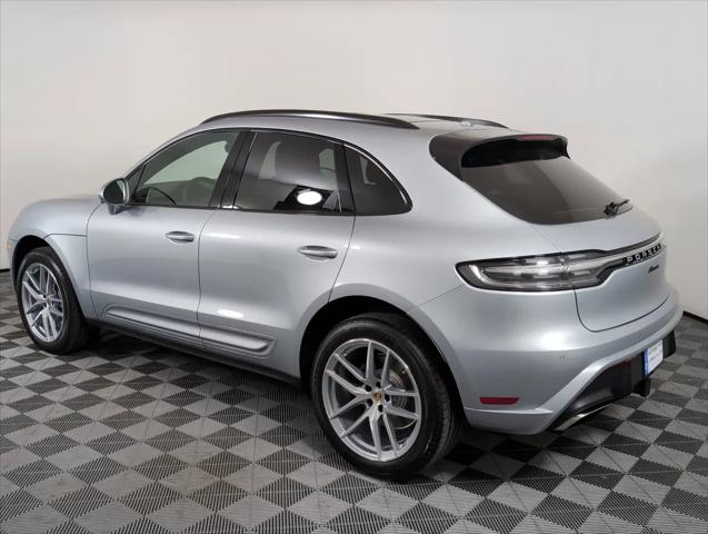 2025 Porsche Macan Macan