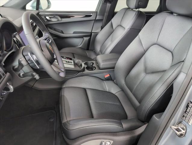 2025 Porsche Macan Macan