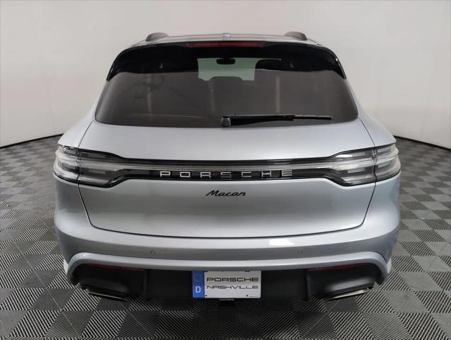 2025 Porsche Macan Macan