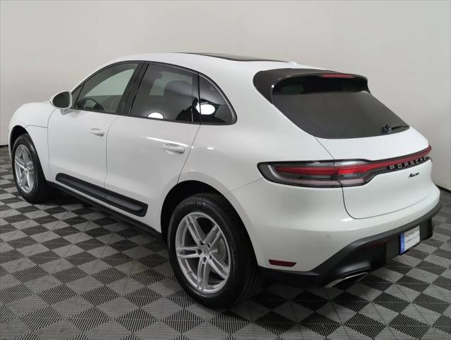 2025 Porsche Macan Macan