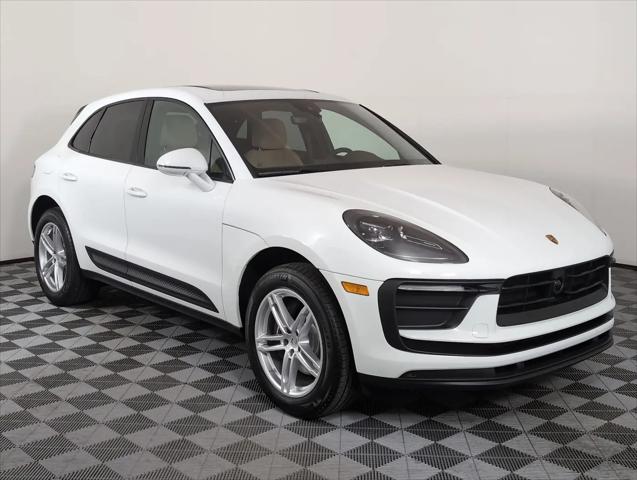 2025 Porsche Macan Macan
