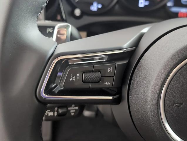 2025 Porsche Macan Macan