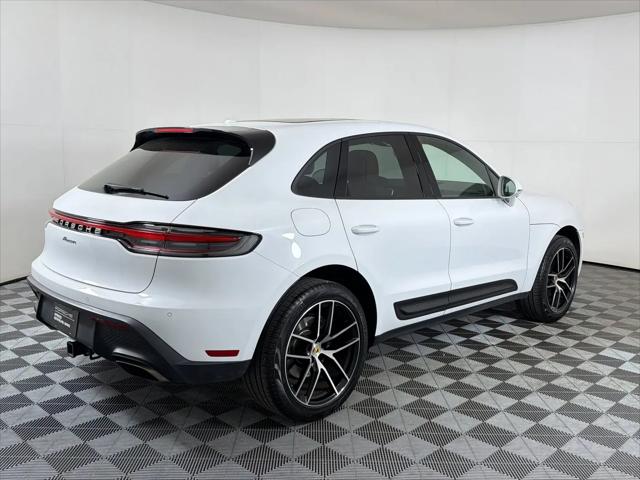 2024 Porsche Macan Macan