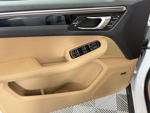 2024 Porsche Macan Macan