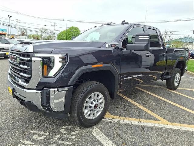 2026 GMC Sierra 2500HD Double Cab, Standard Bed, SLE, RWD