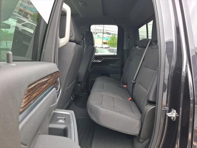 2026 GMC Sierra 2500HD Double Cab, Standard Bed, SLE, RWD