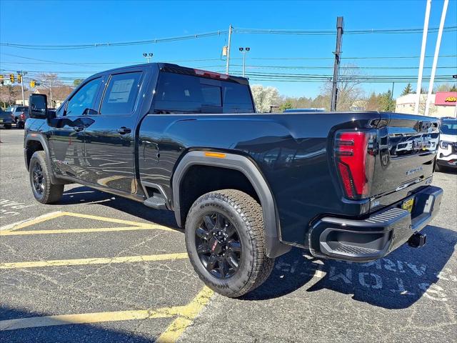 2026 GMC Sierra 2500HD Crew Cab, Standard Bed, AT4, 4WD
