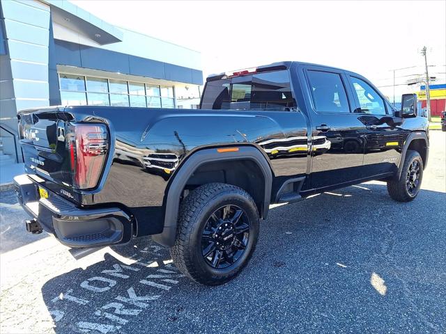 2026 GMC Sierra 2500HD Crew Cab, Standard Bed, AT4, 4WD