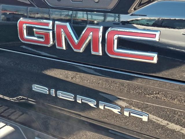 2026 GMC Sierra 2500HD Crew Cab, Standard Bed, AT4, 4WD