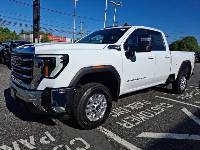 2026 GMC Sierra 2500HD Double Cab, Standard Bed, SLE, RWD