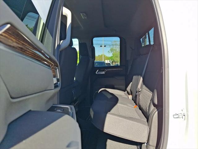 2026 GMC Sierra 2500HD Double Cab, Standard Bed, SLE, RWD