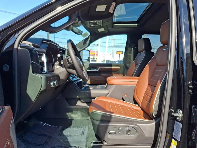 2026 GMC Sierra 2500HD Crew Cab, Standard Bed, Denali Ultimate, 4WD