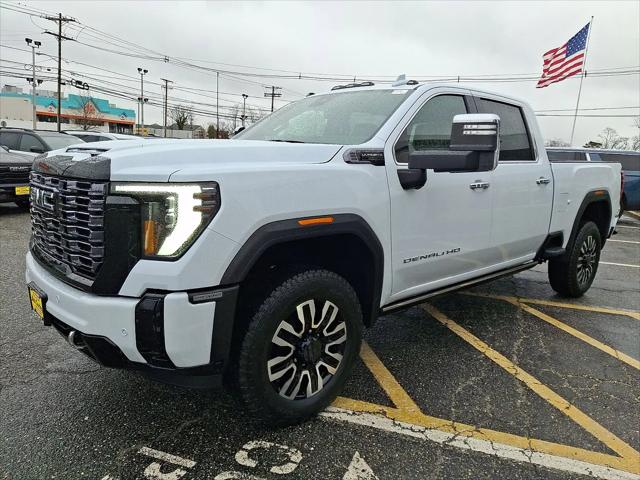 2026 GMC Sierra 2500HD Crew Cab, Standard Bed, Denali Ultimate, 4WD