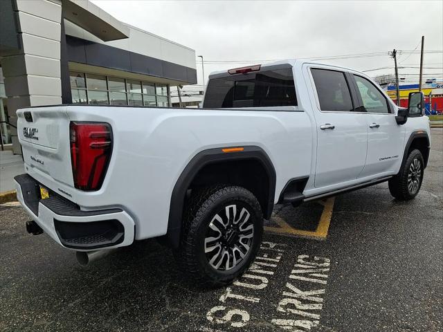 2026 GMC Sierra 2500HD Crew Cab, Standard Bed, Denali Ultimate, 4WD