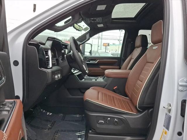 2026 GMC Sierra 2500HD Crew Cab, Standard Bed, Denali Ultimate, 4WD