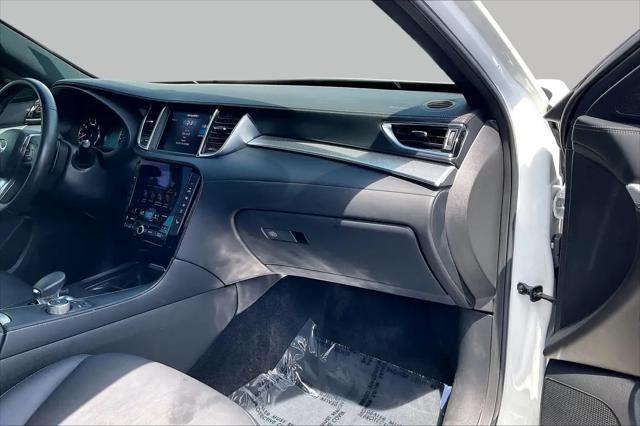 2021 INFINITI QX50 LUXE
