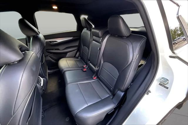 2021 INFINITI QX50 LUXE