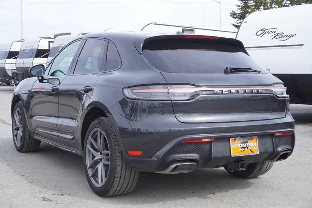 2022 Porsche Macan Macan