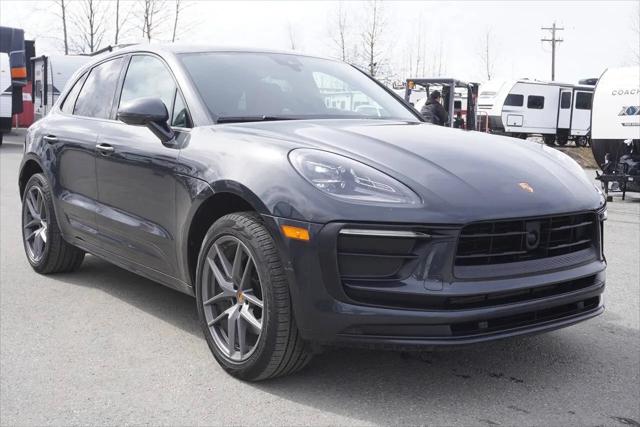 2022 Porsche Macan Macan