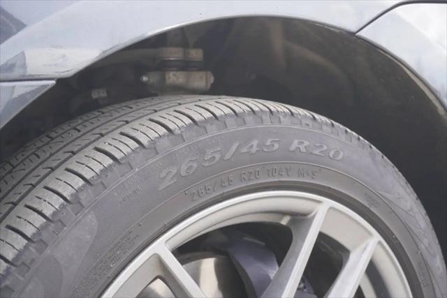 2022 Porsche Macan Macan