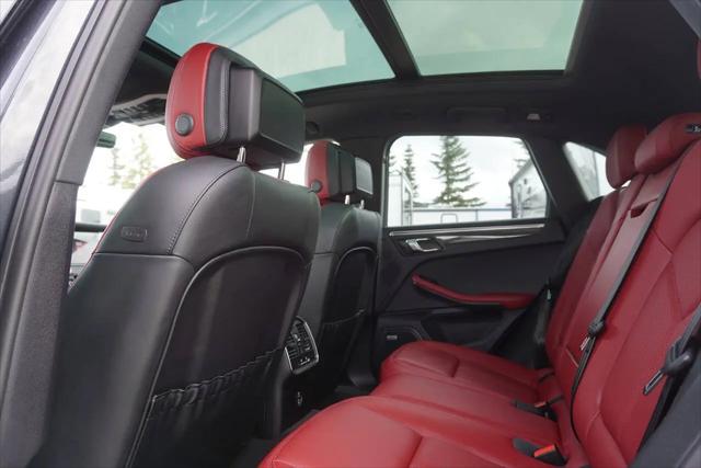 2022 Porsche Macan Macan