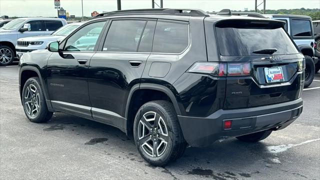 2026 Jeep Cherokee Laredo 4x4