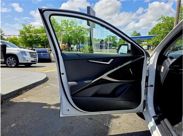 2023 Kia Niro EX