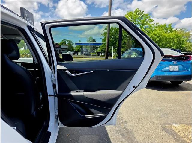 2023 Kia Niro EX