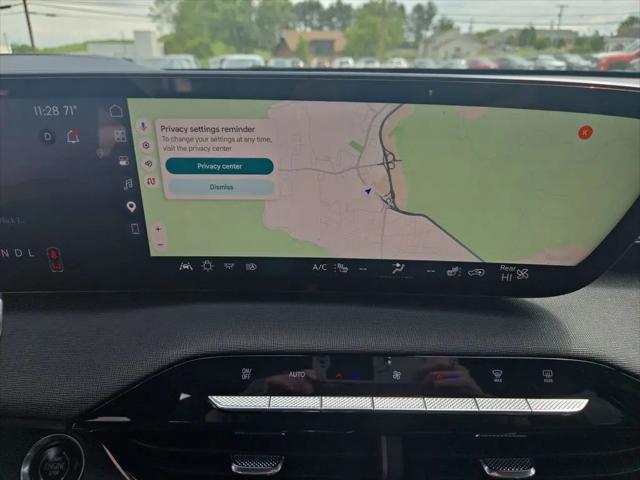 2025 Buick Enclave Preferred FWD