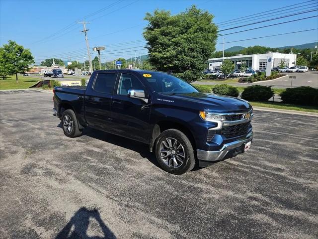 2023 Chevrolet Silverado 1500 4WD Crew Cab Short Bed LT with 2FL