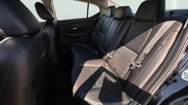 2022 Nissan Sentra SR Xtronic CVT