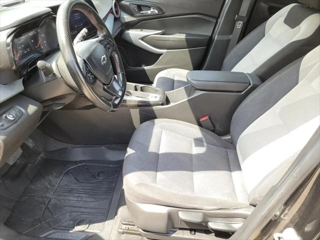 2025 Chevrolet Trax FWD 1RS