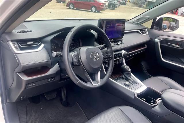 2025 Toyota RAV4 Hybrid Limited