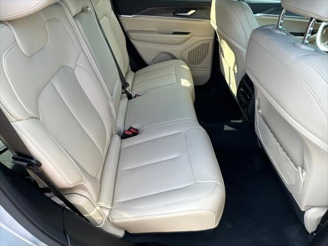 2025 Jeep Grand Cherokee Limited 4x4