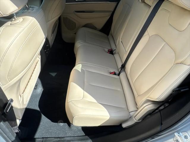 2025 Jeep Grand Cherokee Limited 4x4