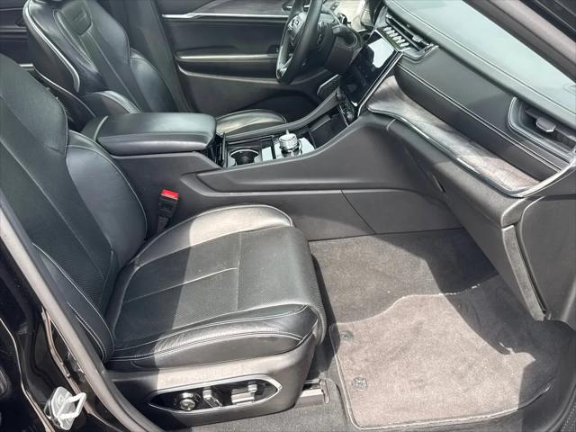 2025 Jeep Grand Cherokee L Overland 4x4