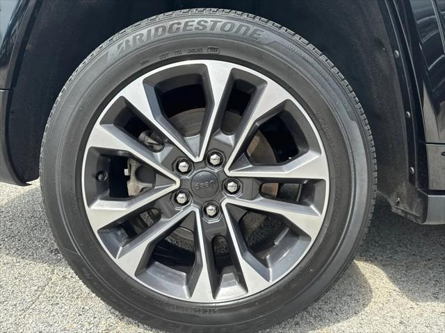 2025 Jeep Grand Cherokee L Overland 4x4