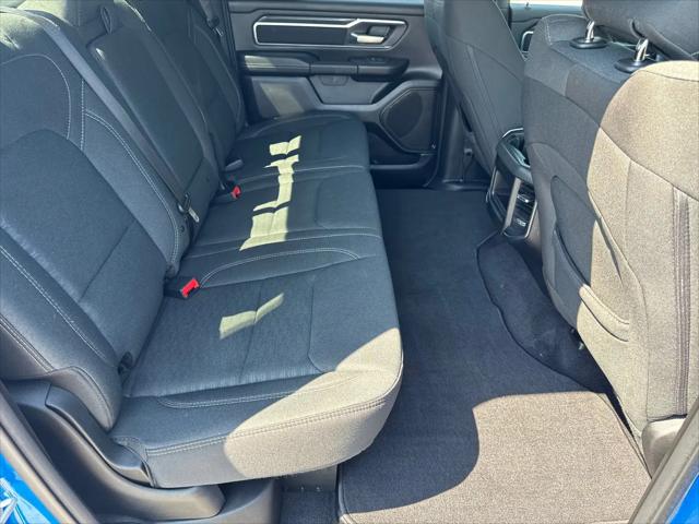 2025 Ram 1500 Big Horn Crew Cab 4x4 5'7" Box