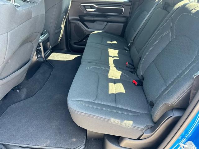 2025 Ram 1500 Big Horn Crew Cab 4x4 5'7" Box