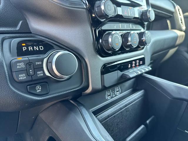 2025 Ram 1500 Big Horn Crew Cab 4x4 5'7" Box